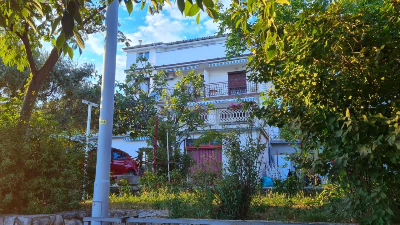 Guesthouse Marija Novi Vinodolski Exterior photo