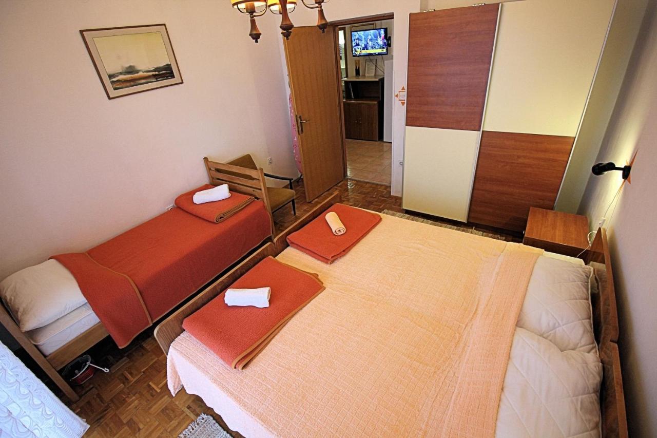 Guesthouse Marija Novi Vinodolski Exterior photo