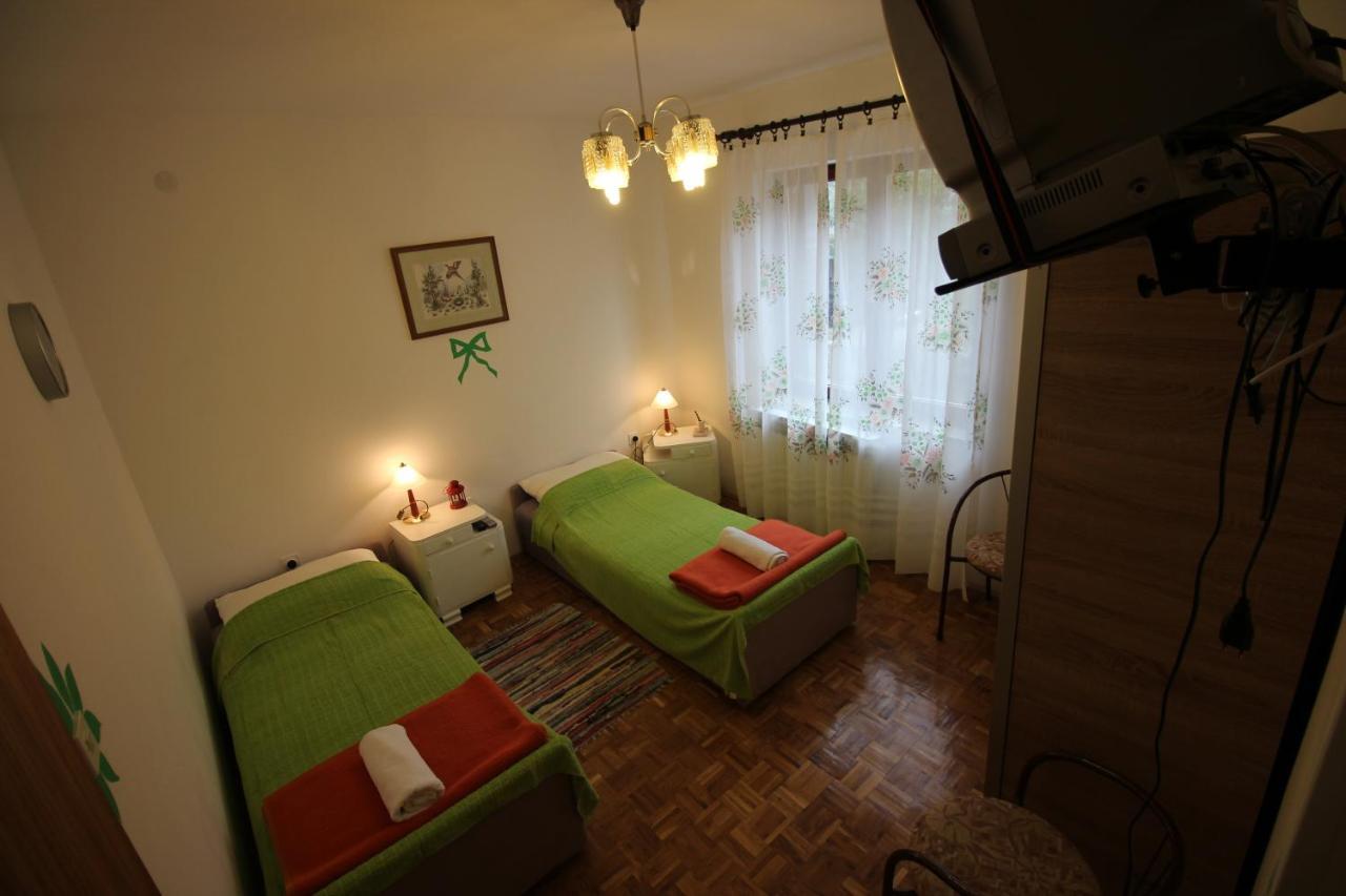Guesthouse Marija Novi Vinodolski Exterior photo
